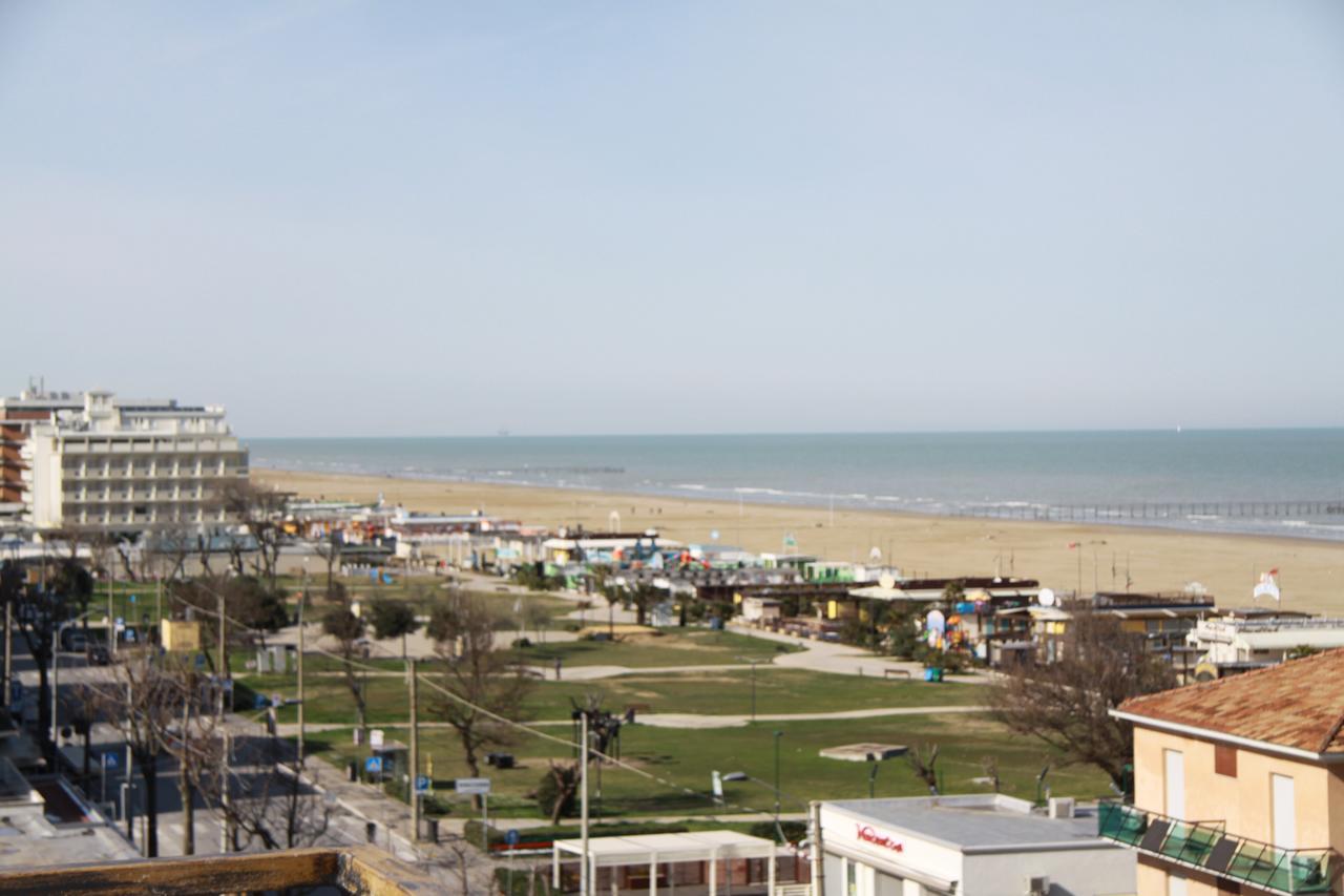 Hotel Venus Rimini Exterior foto