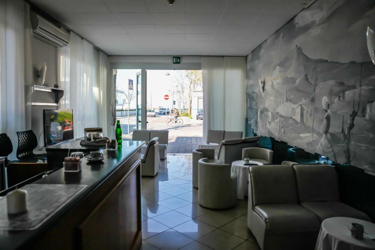 Hotel Venus Rimini Exterior foto
